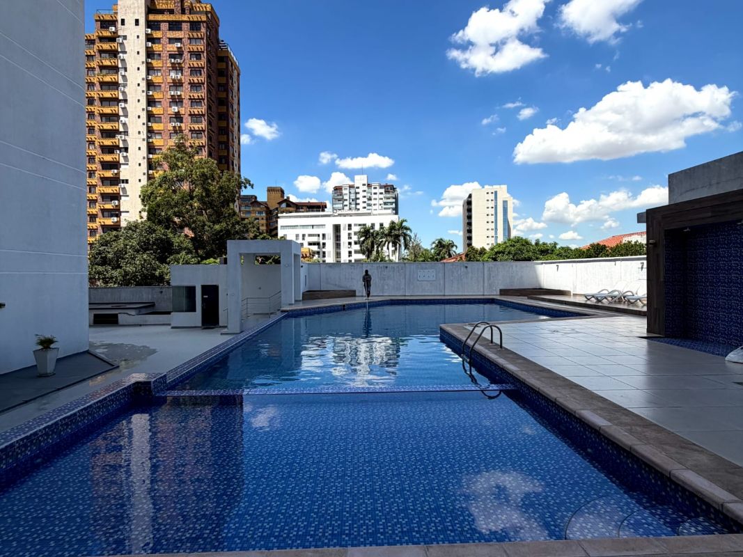 Amplio Dpto. en venta en 10mo. Piso del Edif. Punta del Este — imagen 12