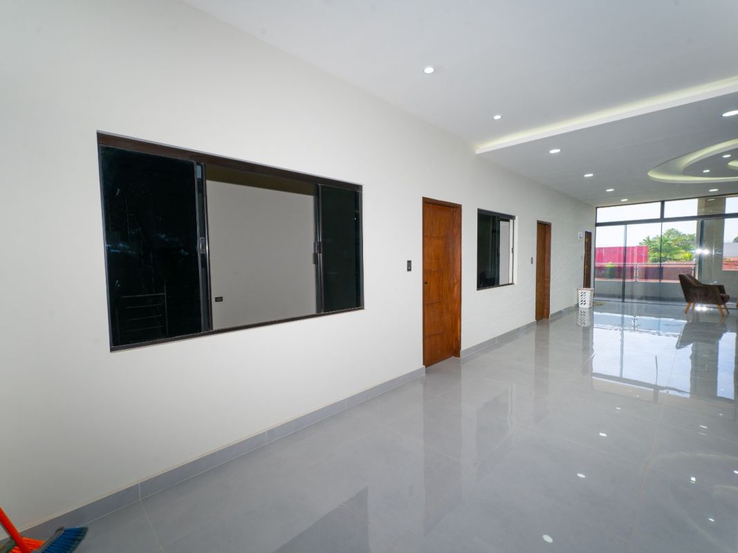 CASA EN VENTA CON GALPON — imagen 9