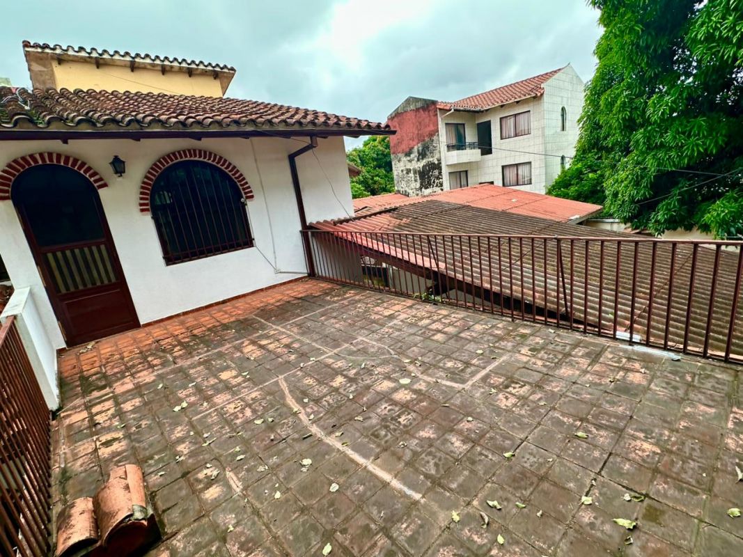"CASA COMERCIAL EN VENTA, DE 480,80  M2, DE 2 PLANTAS, SOBRE CALLE CAMPERO" — imagen 14