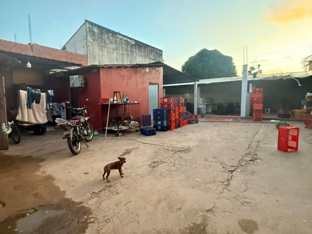 Casa con terreno amplio ,zona santos dumont — imagen 7