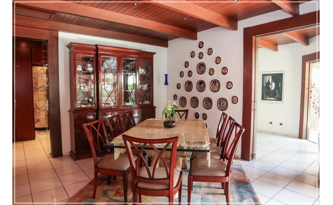 Casa Lujosa en Sirari — imagen 3