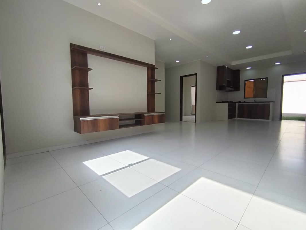 CASA EN VENTA EN KM12 DOBLE VIA LA GUARDIA — imagen 1