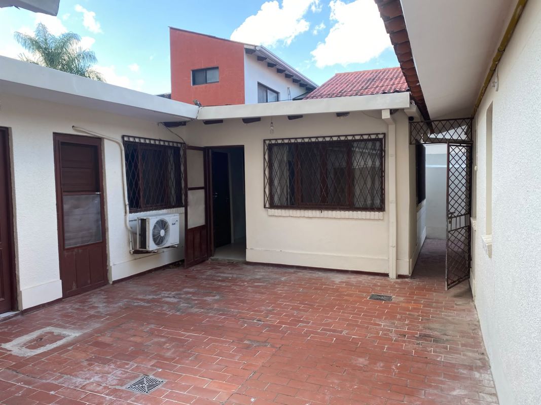 Departamento Independiente en Casa Equipetrol — imagen 11