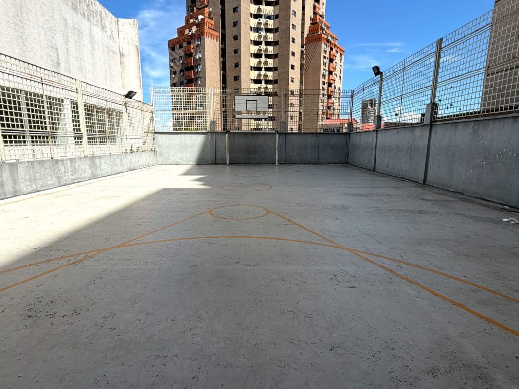 Amplio Dpto. en venta en 10mo. Piso del Edif. Punta del Este — imagen 17