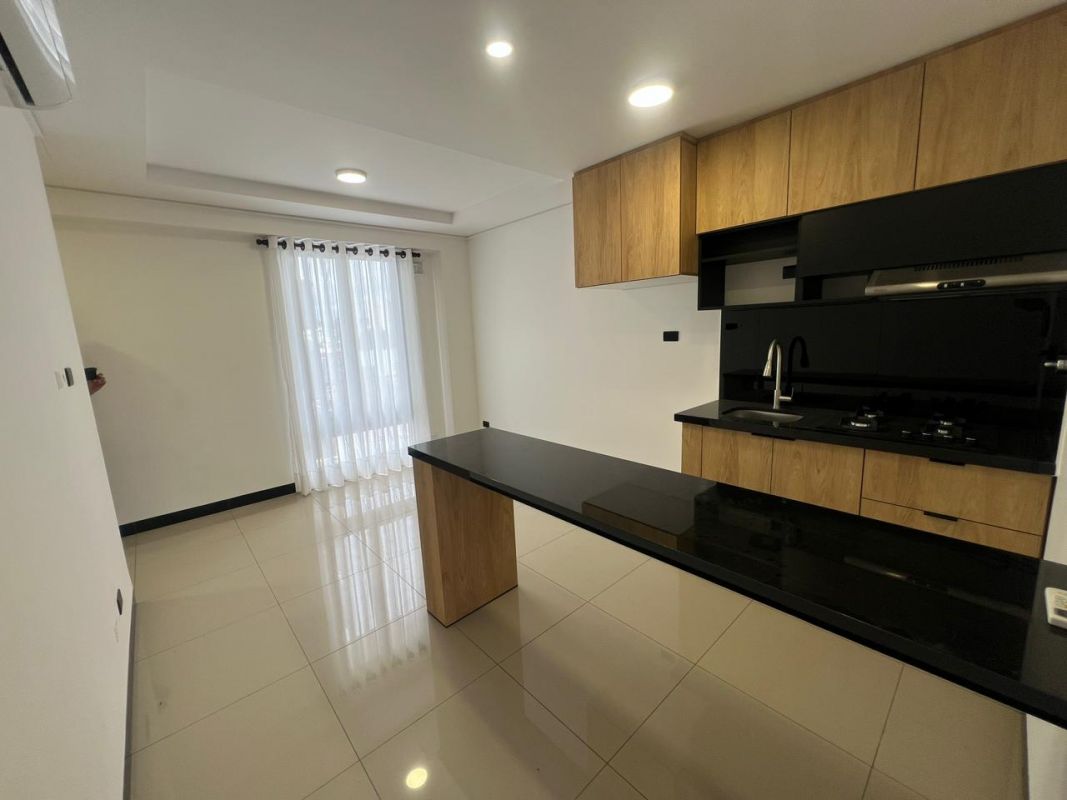 EN ALQUILER DPTO DE 1 DORMITORIO EDIFICIO AVANTI — imagen 2