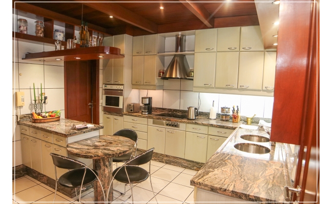 Casa Lujosa en Sirari — imagen 4