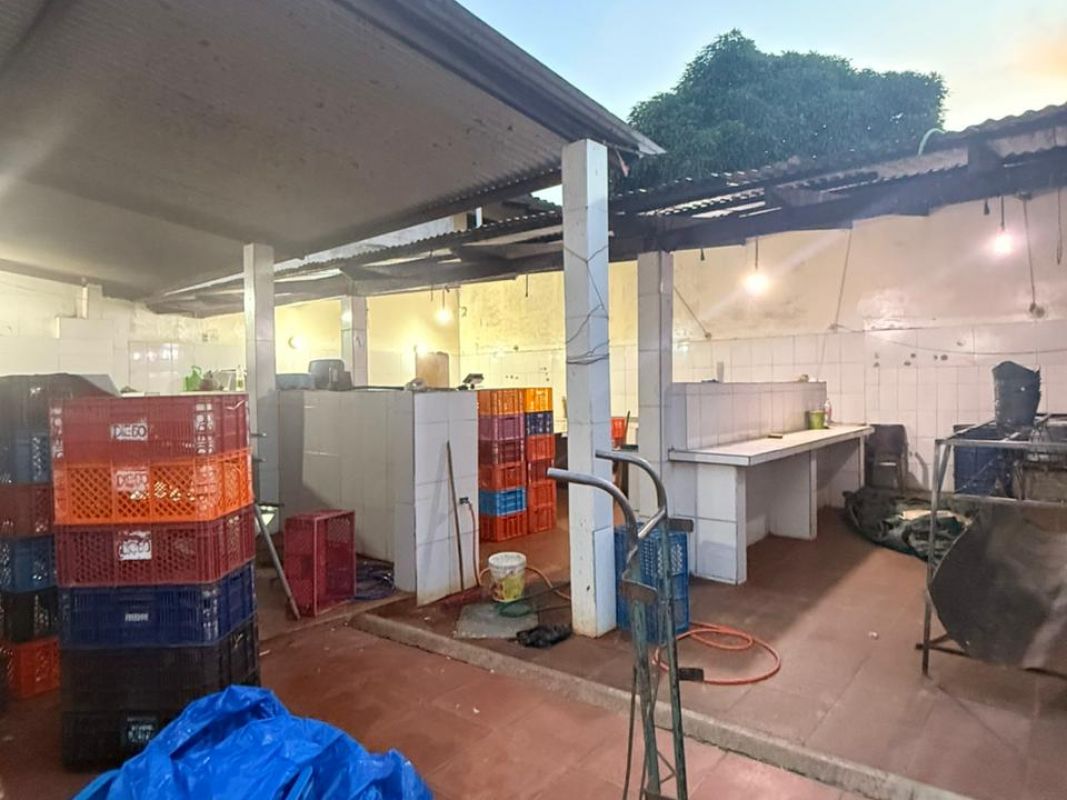 Casa con terreno amplio ,zona santos dumont — imagen 1