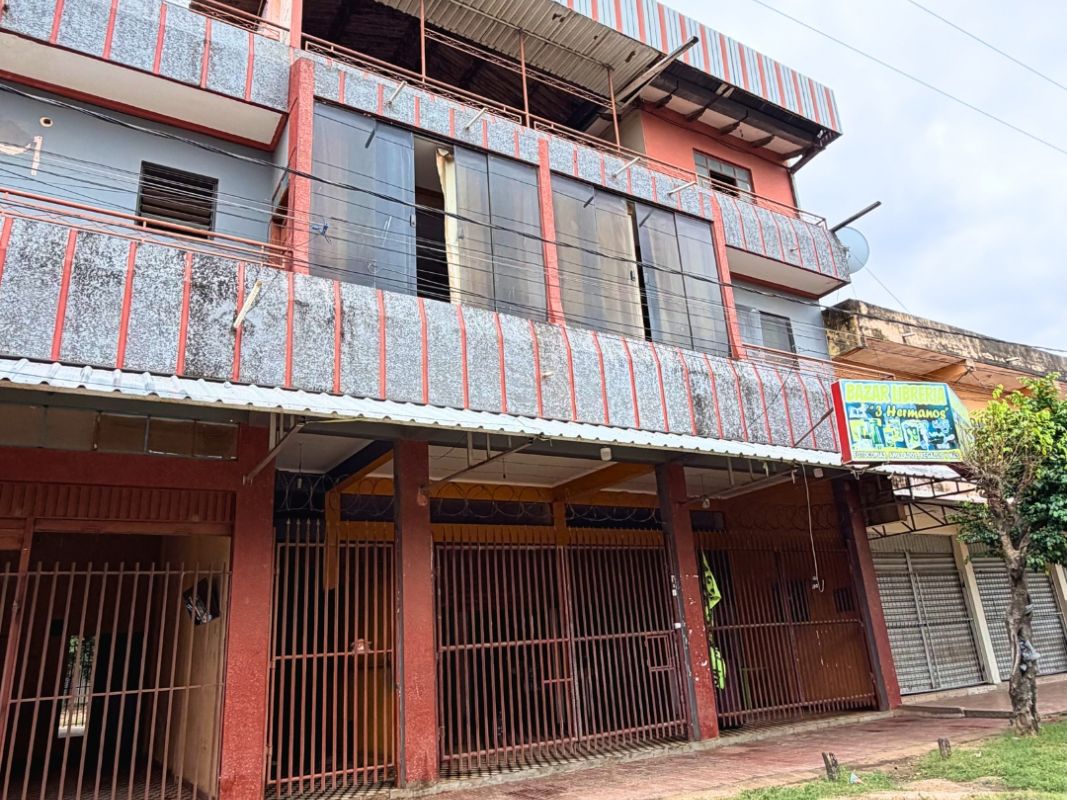 CASA COMERCIAL DE 3 PLANTAS — imagen 20