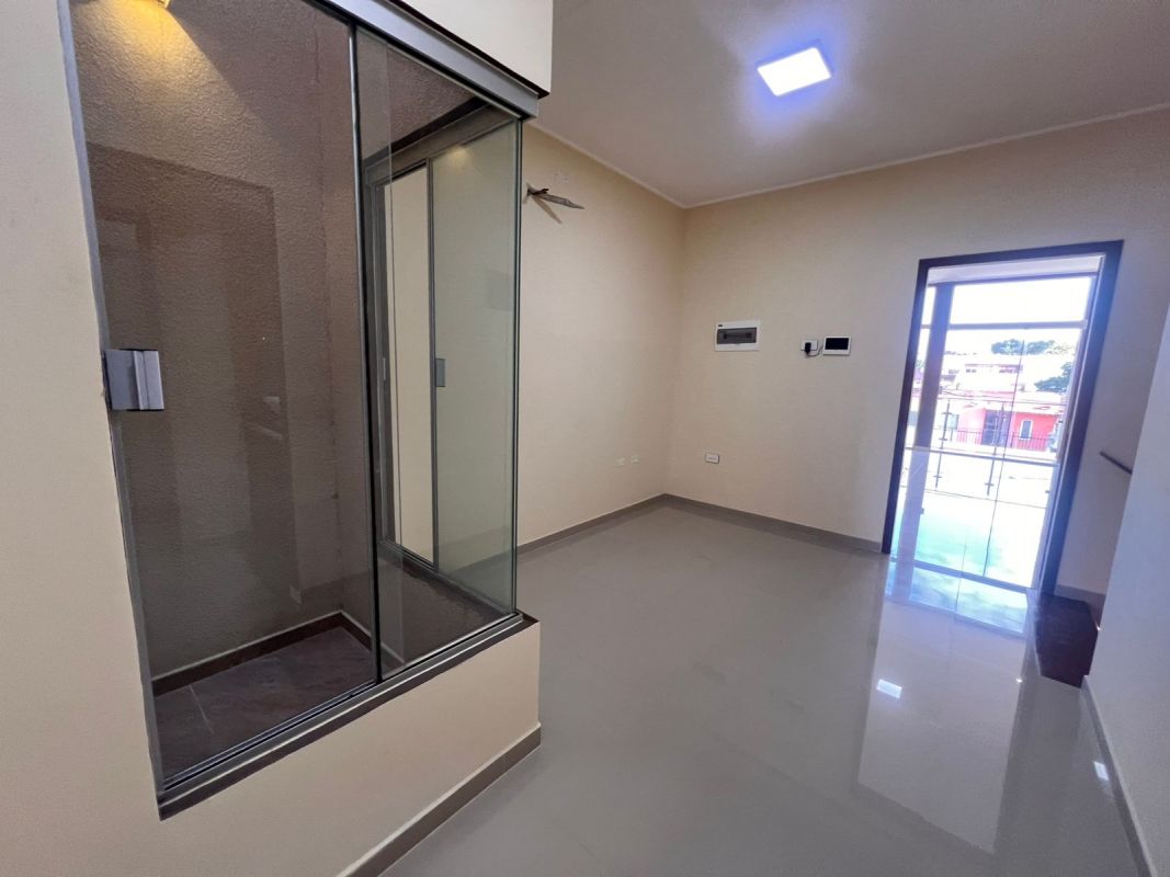 CASA DE 4 DORMITORIOS AV SANTOS DUMONT — imagen 11