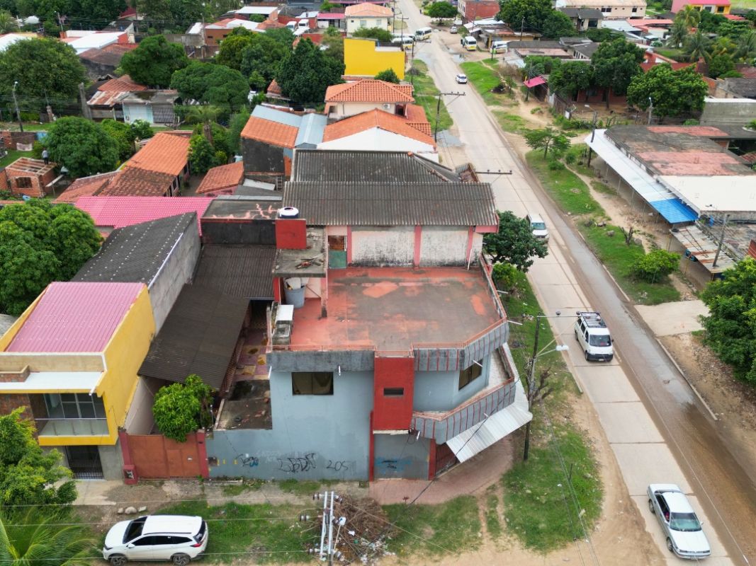 CASA COMERCIAL DE 3 PLANTAS — imagen 13