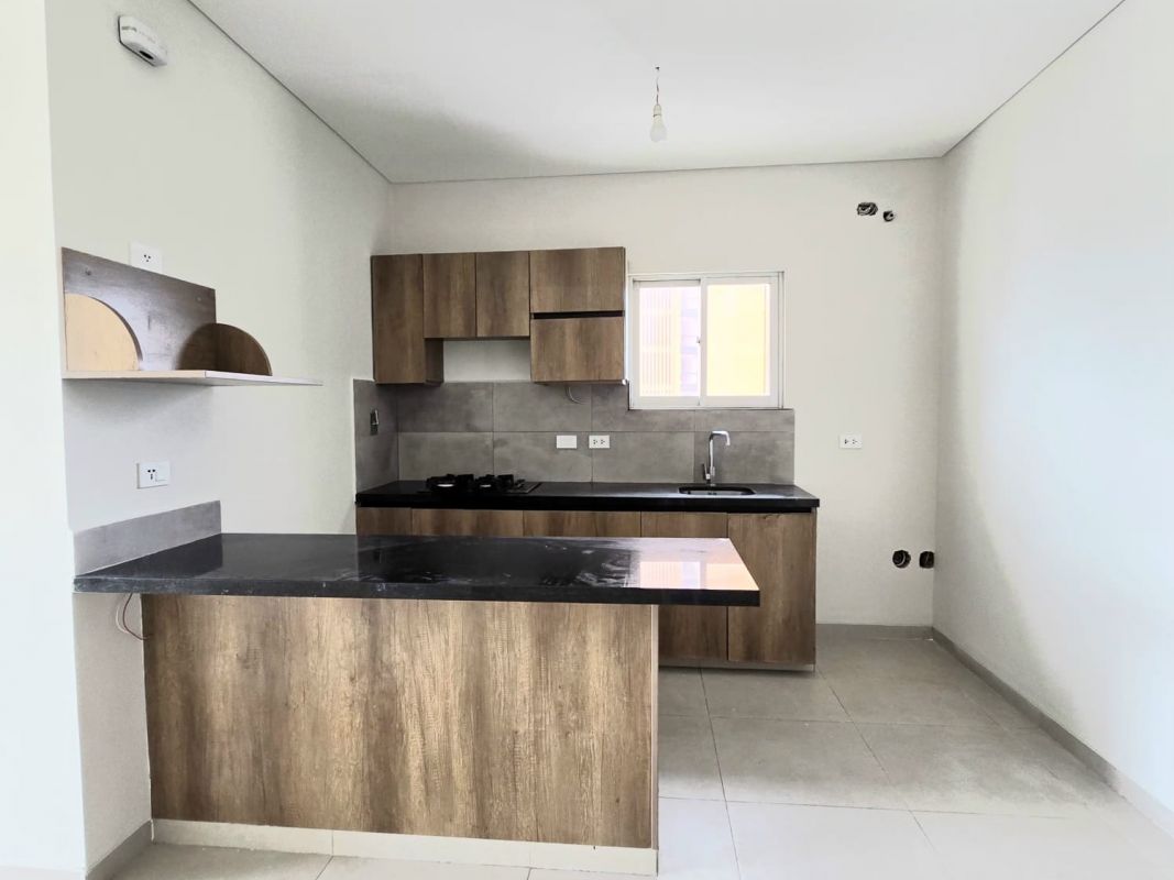 Equipetrol, Ed. Montebelluna. Barrio Brigida — imagen 6