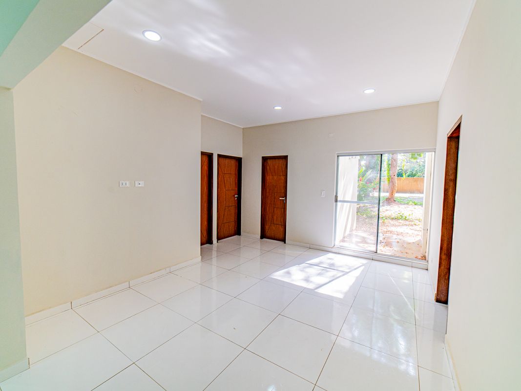 AMPLIA CASA EN KM9 DVLG - Condominio cerrado Casa Jardin — imagen 6
