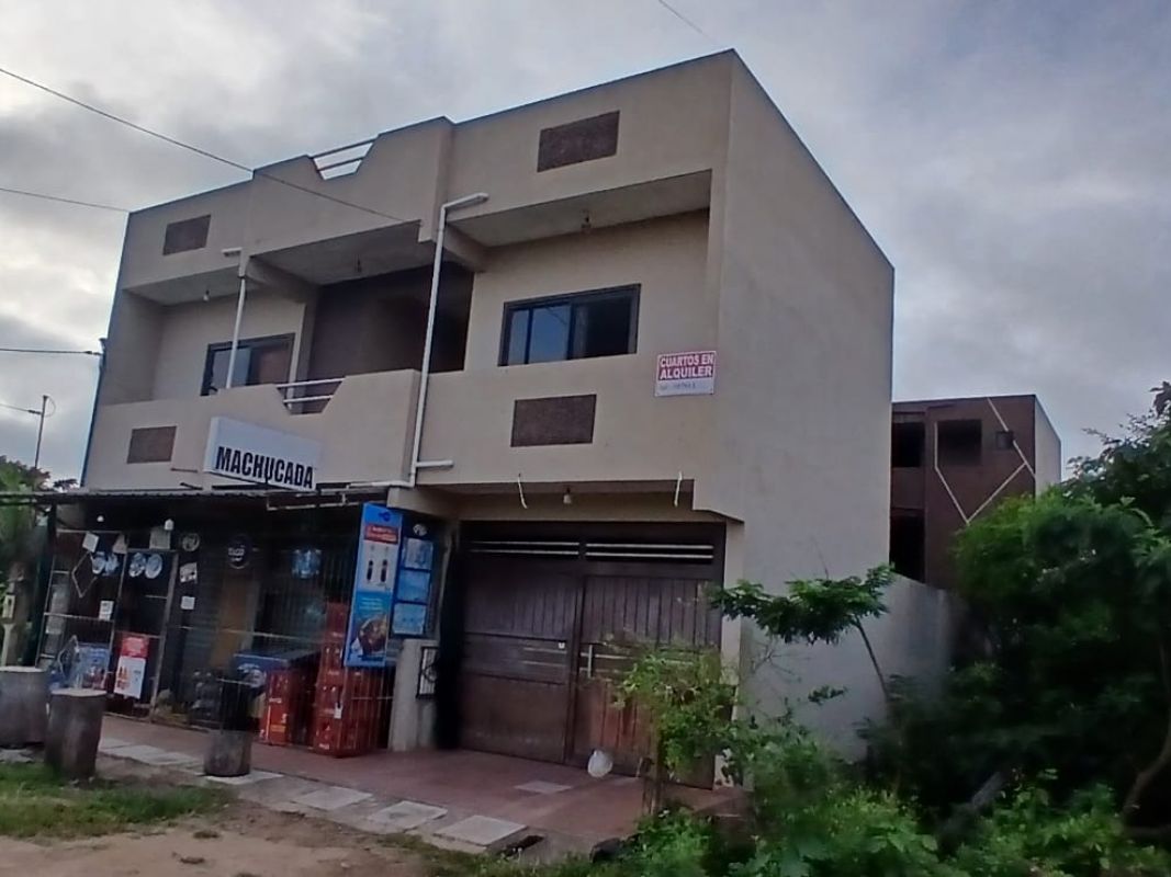 CASA COMERCIAL DE 3 PISOS — imagen 2