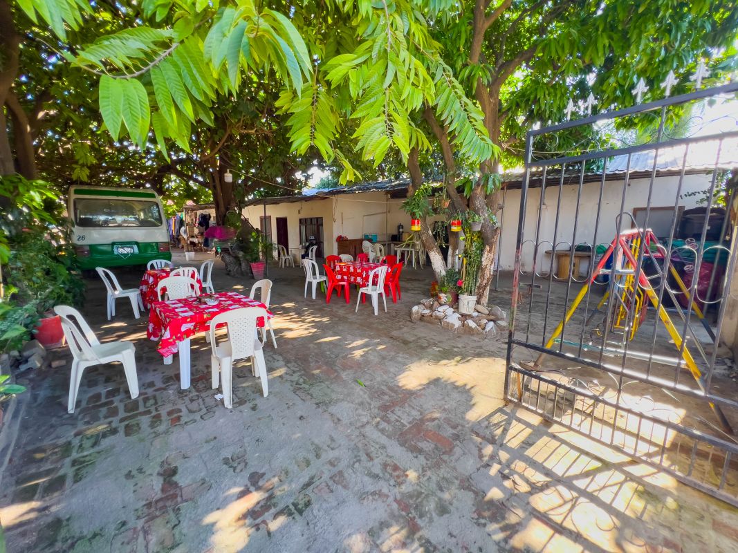 CASA EN VENTA A PRECIO DE TERRENO — imagen 3
