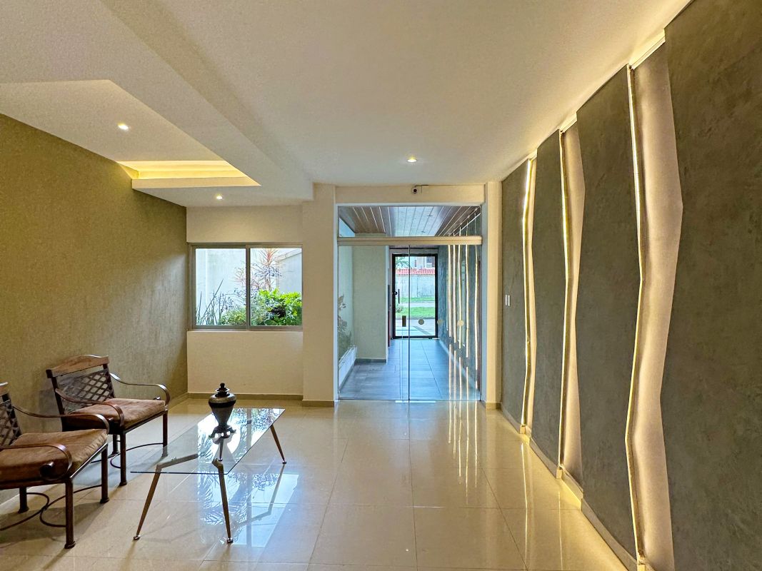 Depto de 180m2 Condominio Florencia — imagen 1