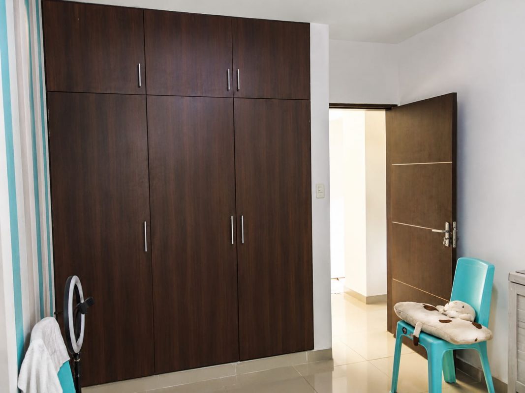 CASA DE 3 DORMITORIOS EN ANTICRETICO EN ZONA SUR. — imagen 7