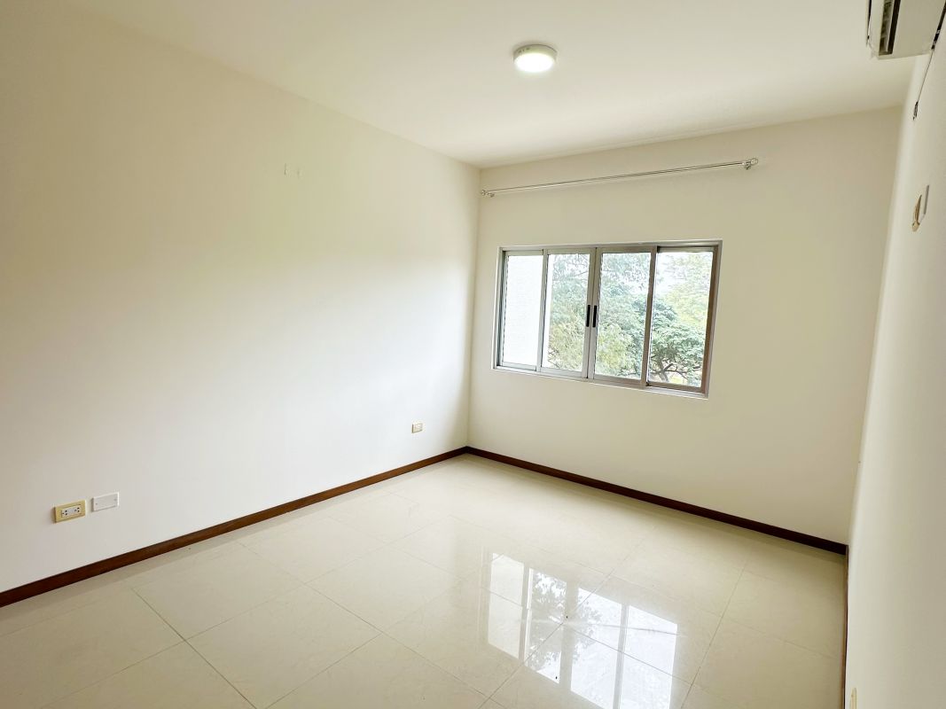 Depto de 180m2 Condominio Florencia — imagen 16