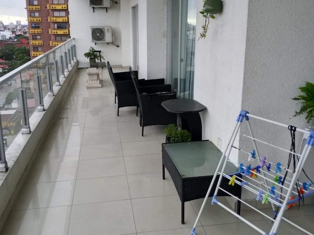 Amplio Dpto. en venta en 10mo. Piso del Edif. Punta del Este — imagen 3