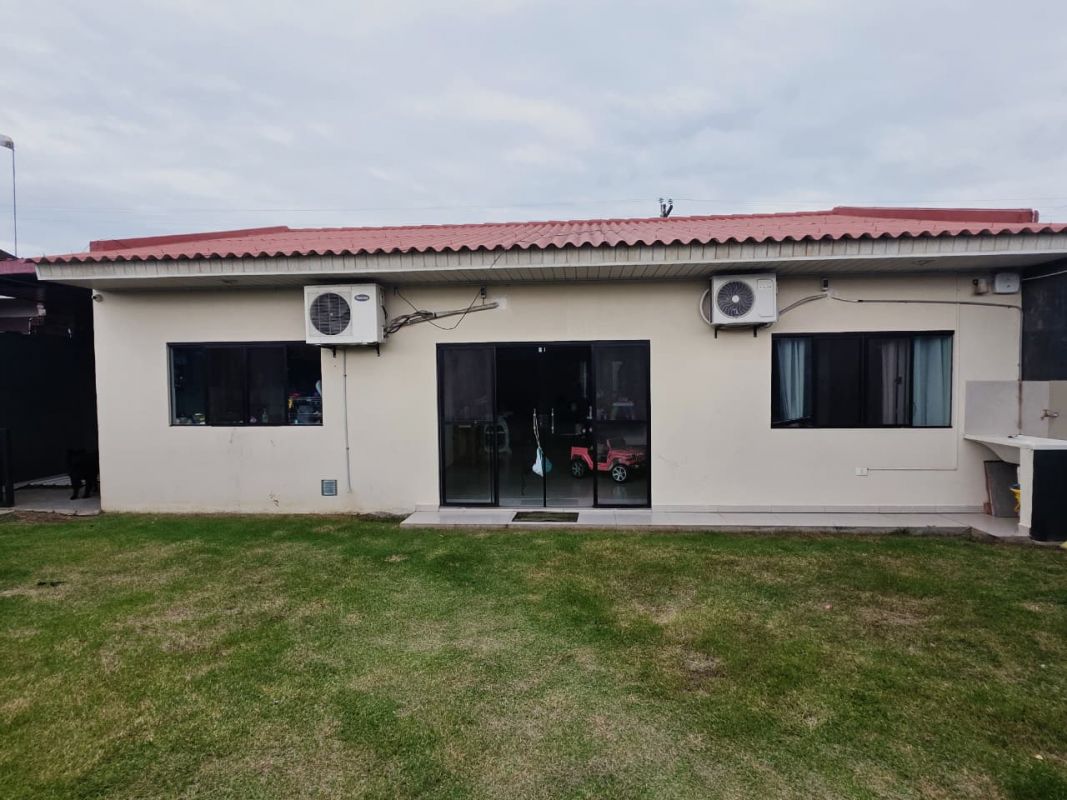 CASA EN VENTA  - URB . VALPARAISO — imagen 5