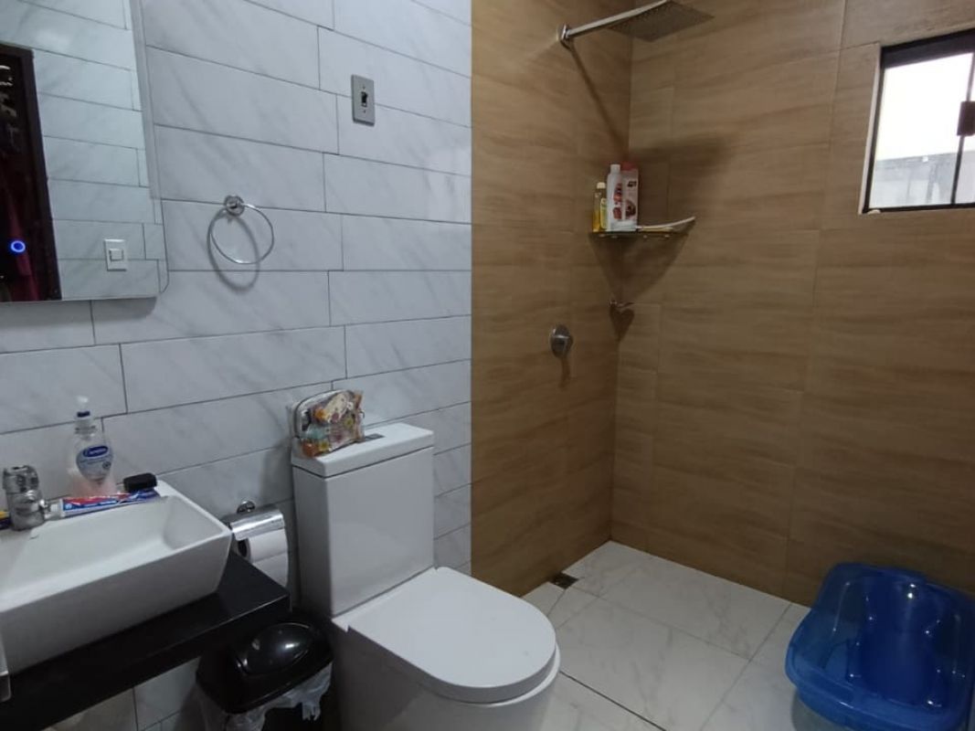 CASA EN KM13 DVLG - Cerca del Hipermaxi — imagen 12