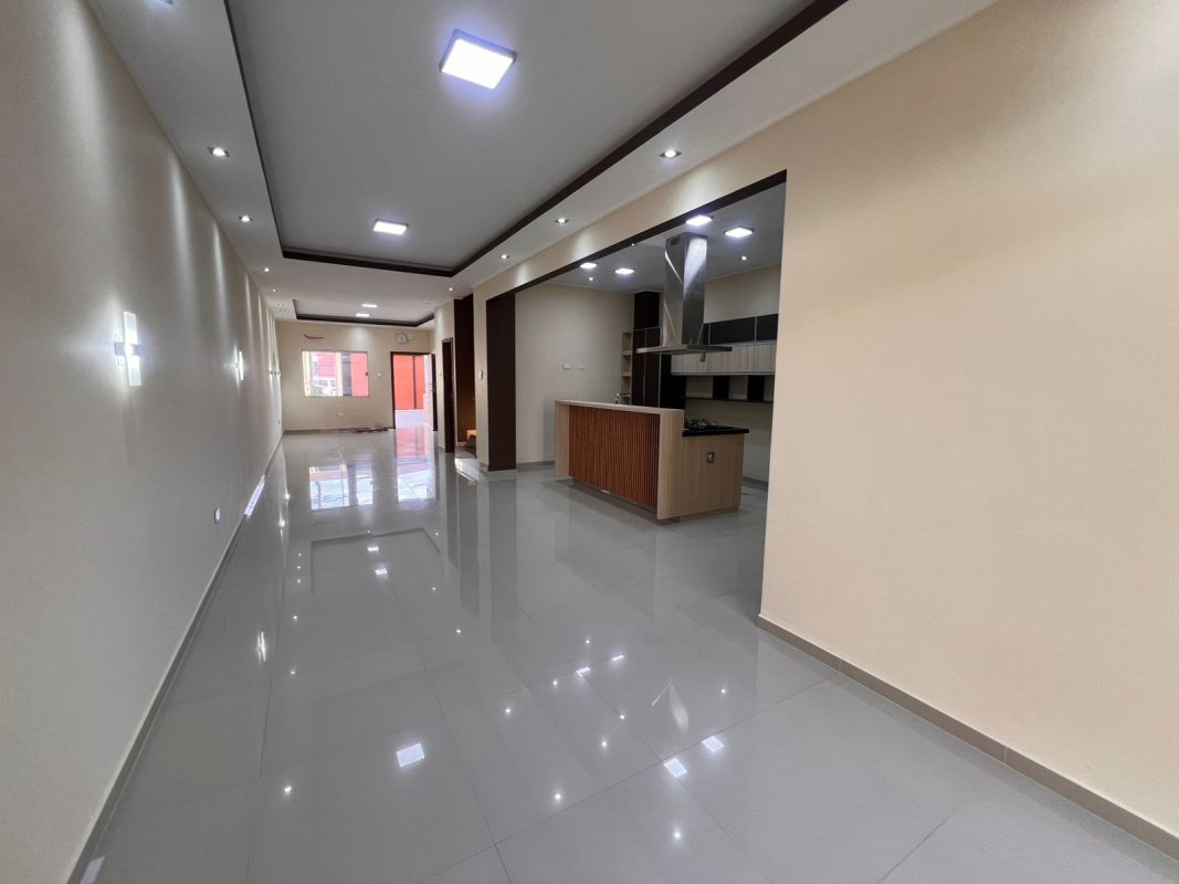 CASA DE 4 DORMITORIOS AV SANTOS DUMONT — imagen 2