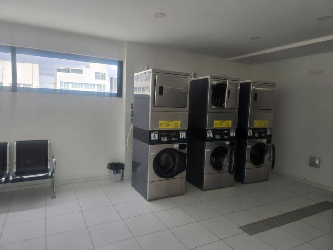 Departamento con un Dormitorio, edificio NANO TEC, Equipetrol entre 3er y 4to anillo — imagen 17