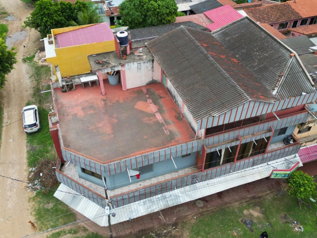 CASA COMERCIAL DE 3 PLANTAS — imagen 17