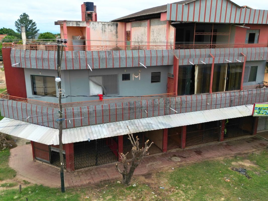 CASA COMERCIAL DE 3 PLANTAS — imagen 18
