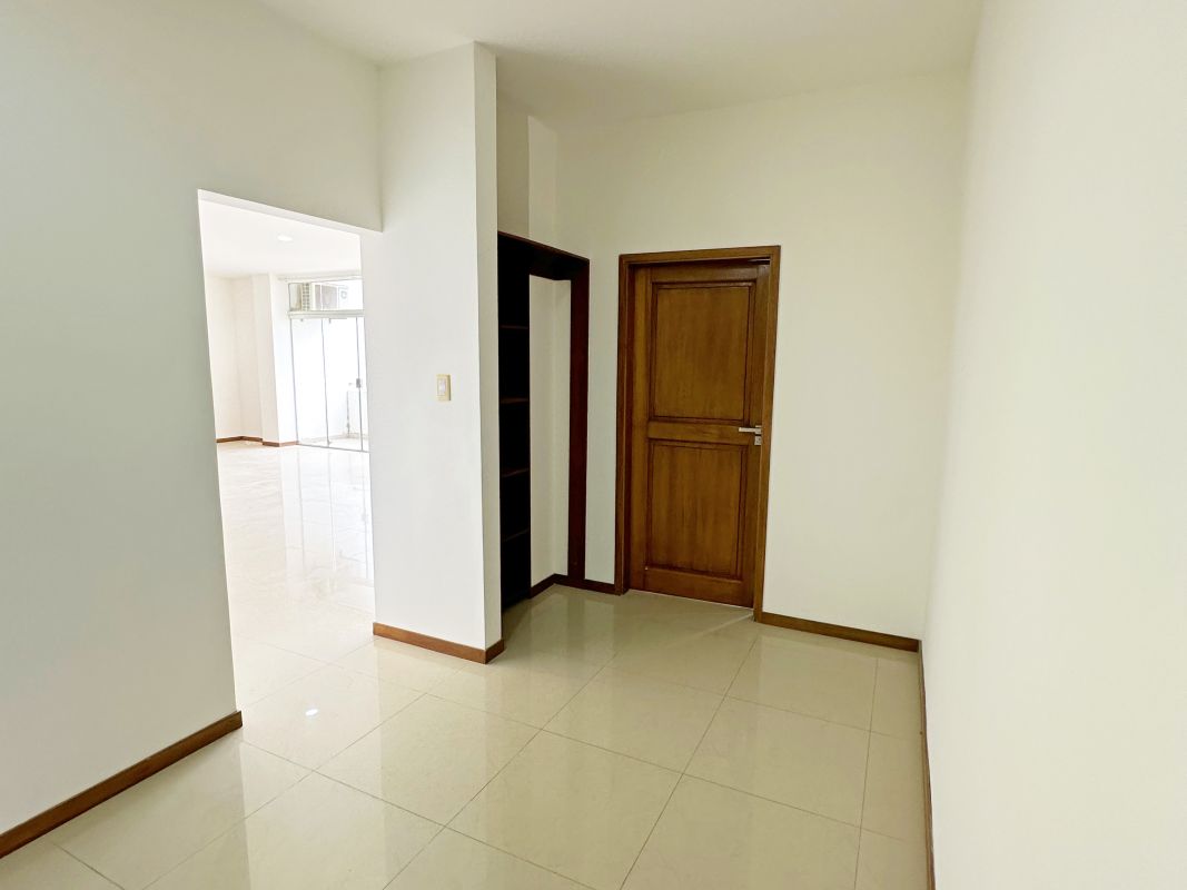 Depto de 180m2 Condominio Florencia — imagen 10