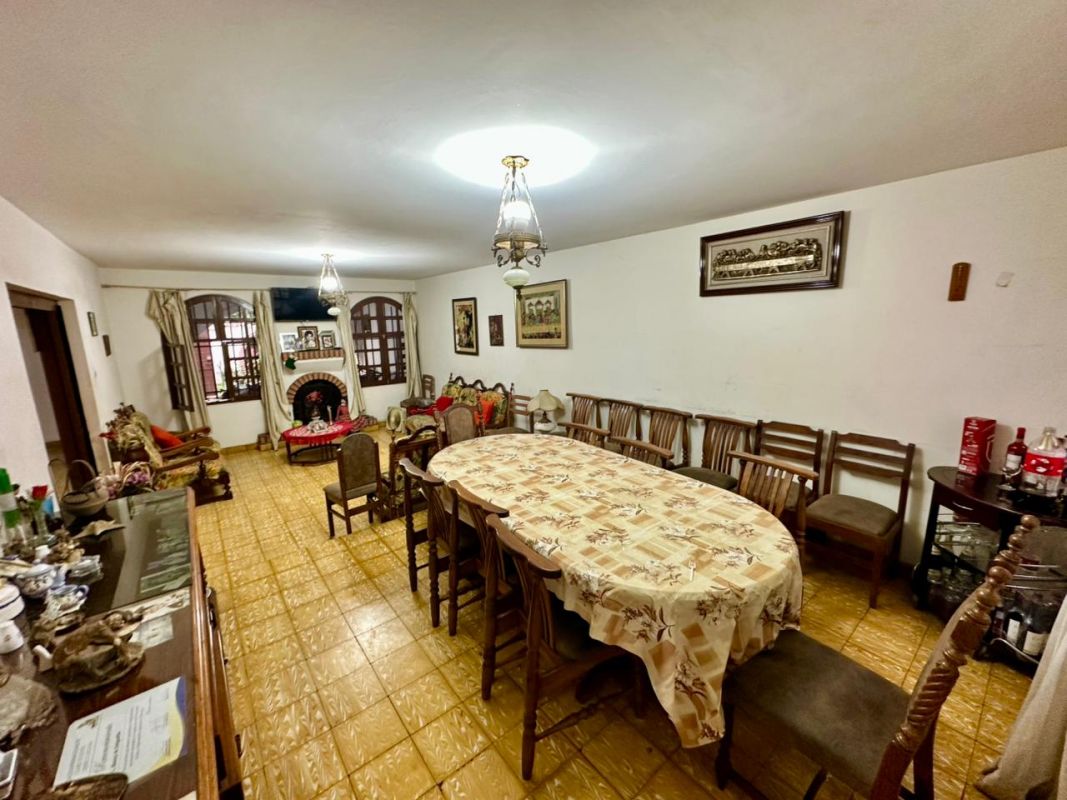 "CASA COMERCIAL EN VENTA, DE 480,80  M2, DE 2 PLANTAS, SOBRE CALLE CAMPERO" — imagen 3