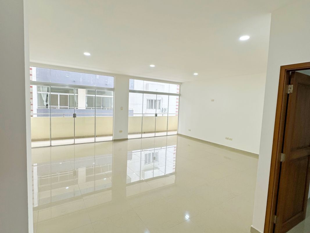 Depto de 170m2 Condominio Florencia — imagen 2