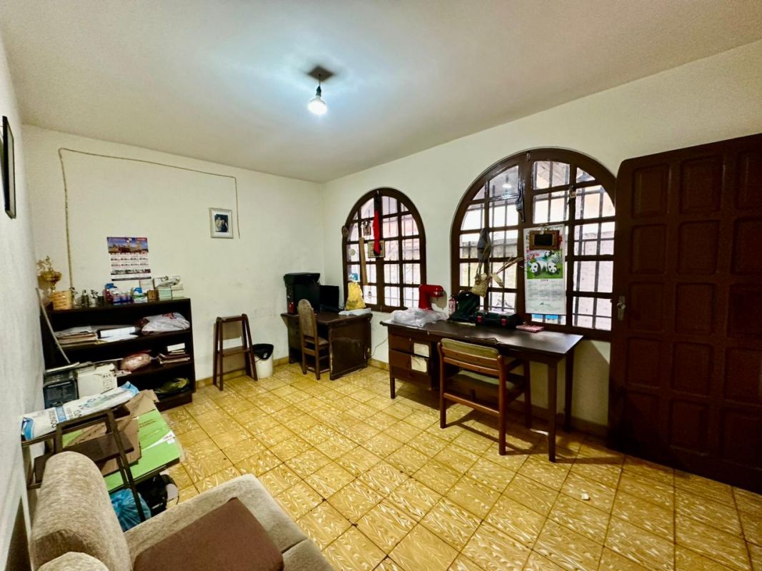 "CASA COMERCIAL EN VENTA, DE 480,80  M2, DE 2 PLANTAS, SOBRE CALLE CAMPERO" — imagen 5