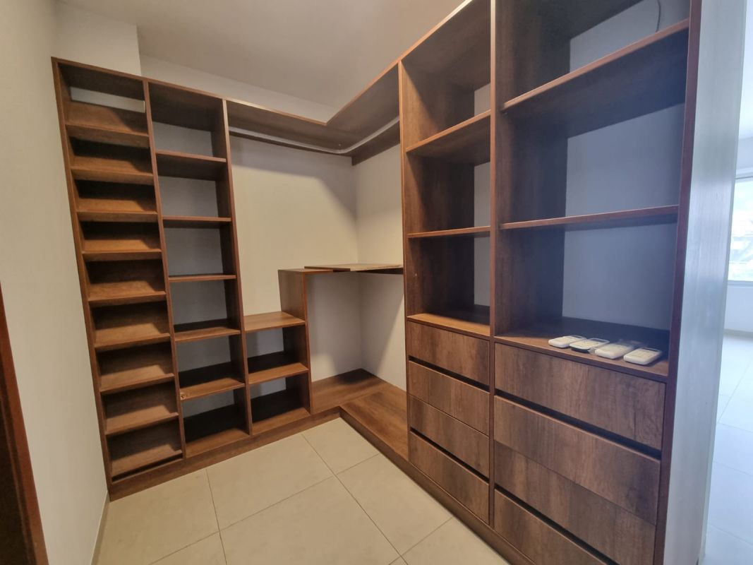 Equipetrol B.Brígida. Lindo y amplio depto en venta — imagen 8