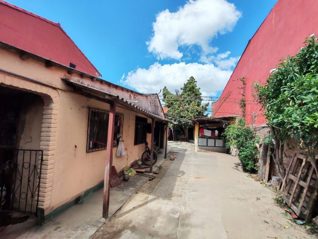 CASA EN VENTA - ZONA PLAN 3000 — imagen 2